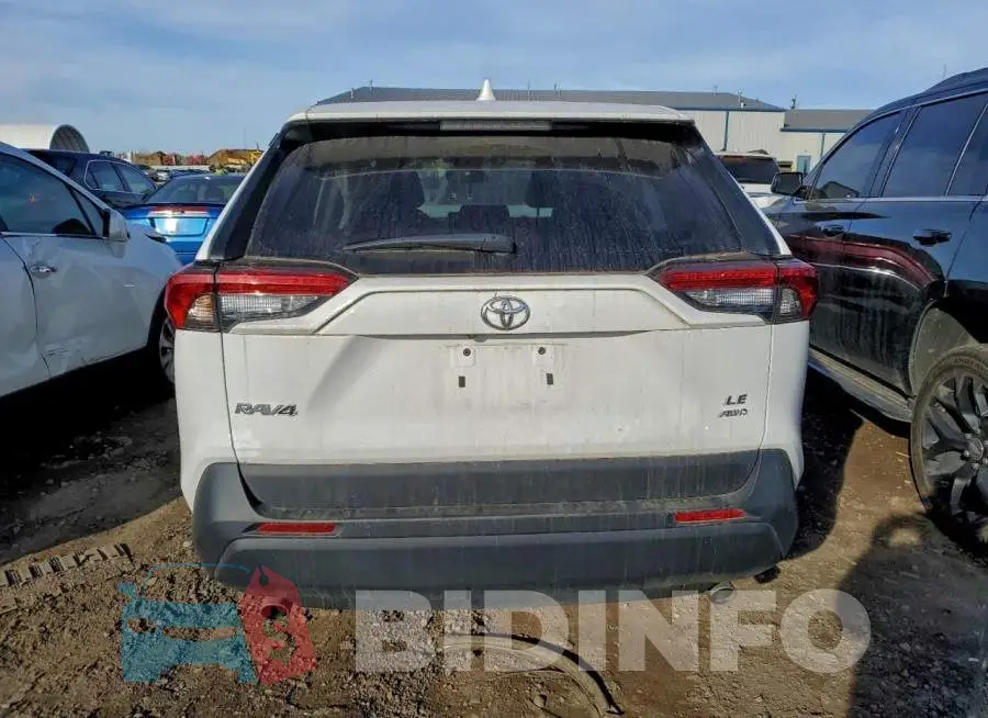 2T3G1RFV5RC417028 Photo# 6