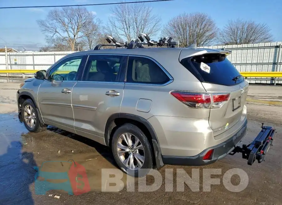 5TDBKRFH4GS253592 Photo# 2
