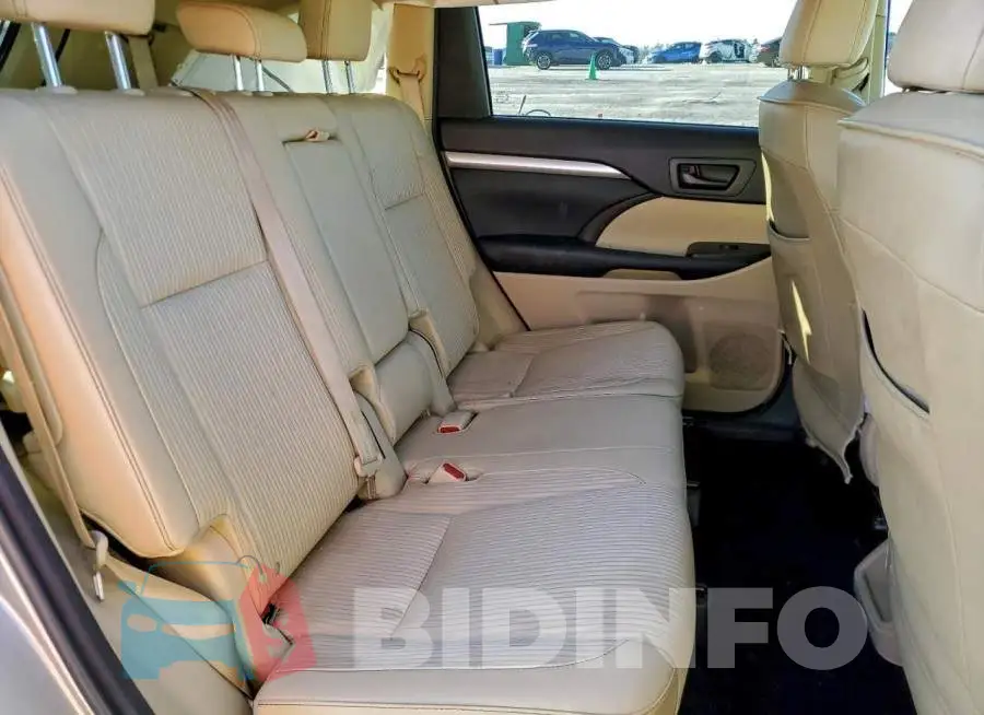 5TDBKRFH4GS253592 Photo# 11