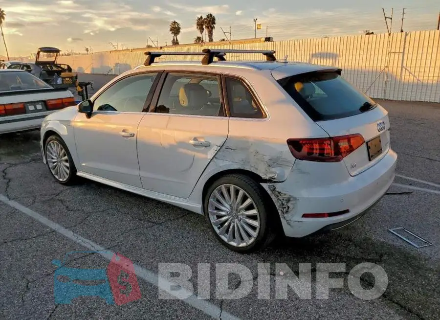 WAUTPBFF2GA144246 Photo# 2
