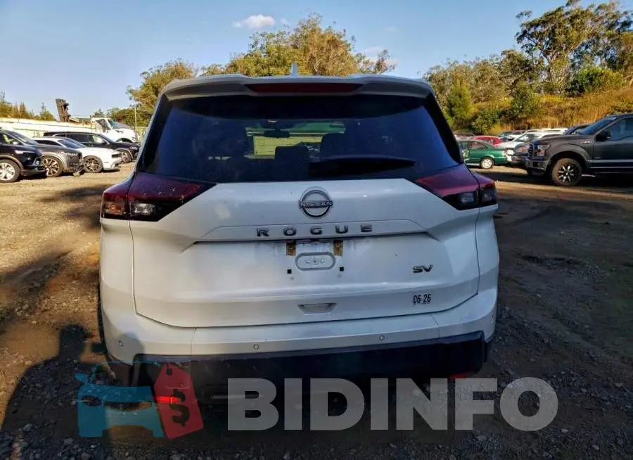 5N1BT3BA1RC701807 Photo# 6