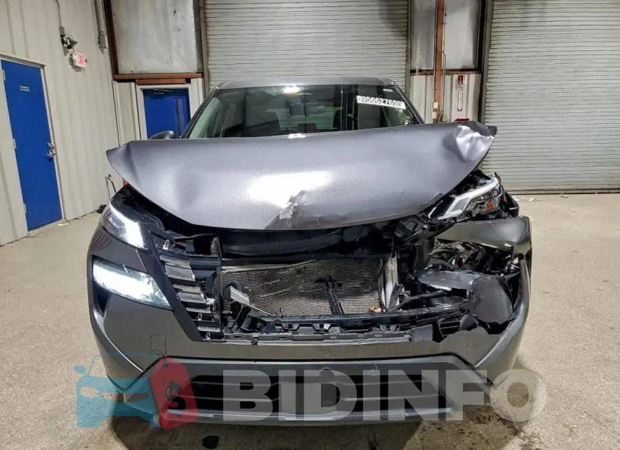 5N1BT3BA3RC704174 Photo# 5