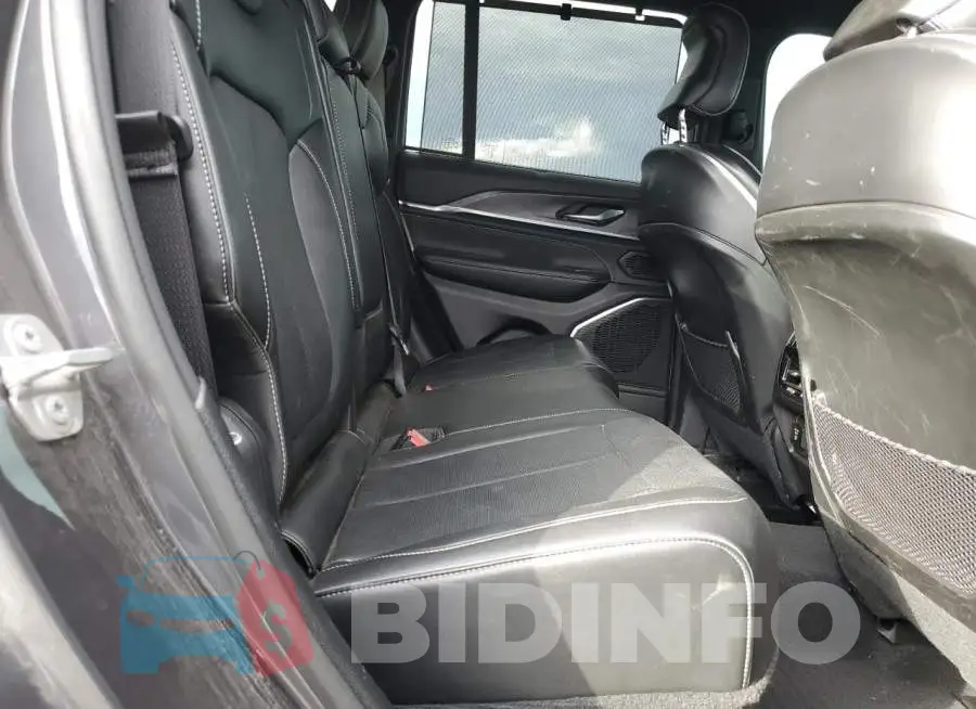 1C4RJGDG9N8616437 Photo# 10