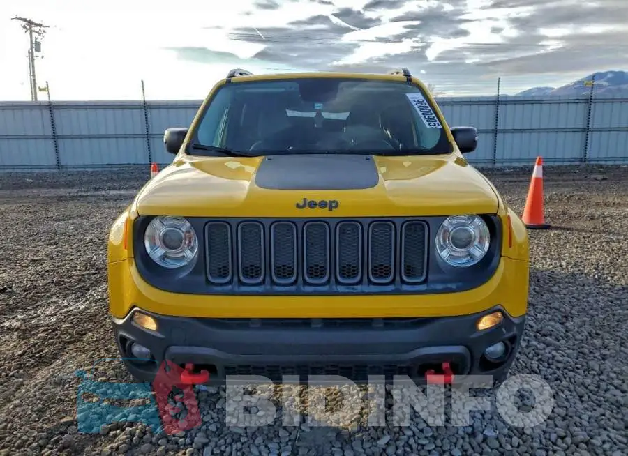 ZACCJBCB5HPF65305 Photo# 5