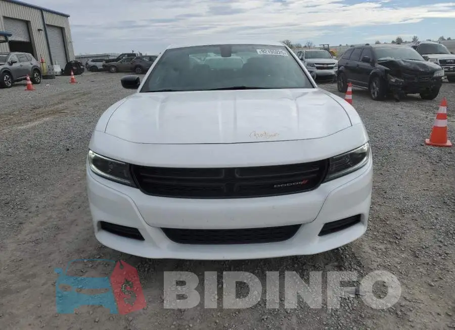 2C3CDXBG7PH640124 Photo# 5