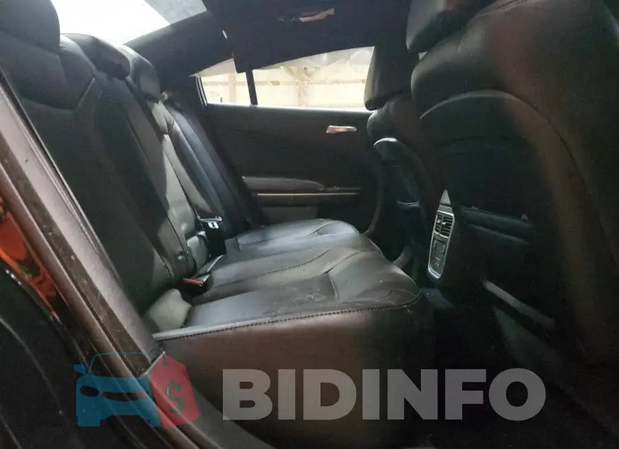 2C3CDXJG4KH728767 Photo# 10
