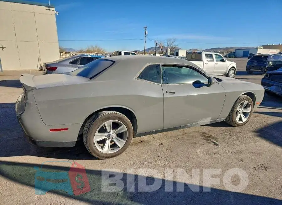 2C3CDZAGXKH629642 Photo# 3