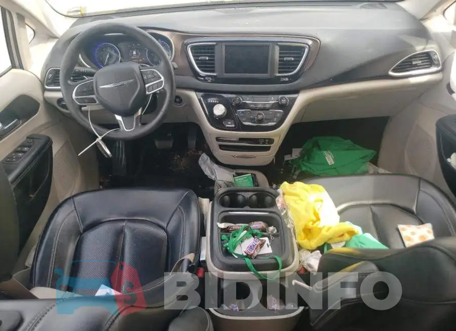2C4RC1DG3LR261239 Photo# 8