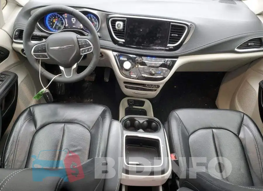 2C4RC3BG7NR157371 Photo# 8