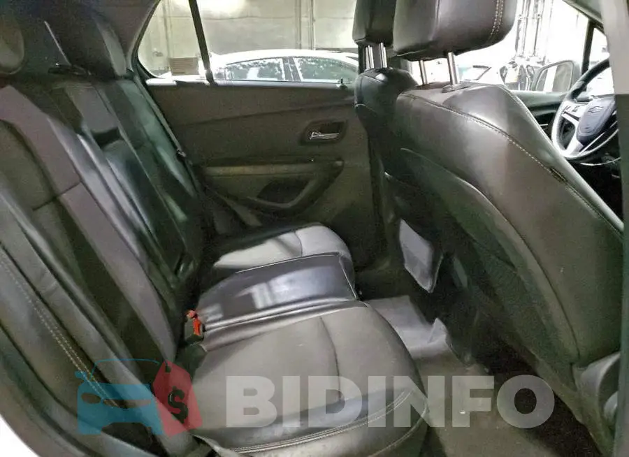 KL7CJPSB0MB331315 Photo# 11