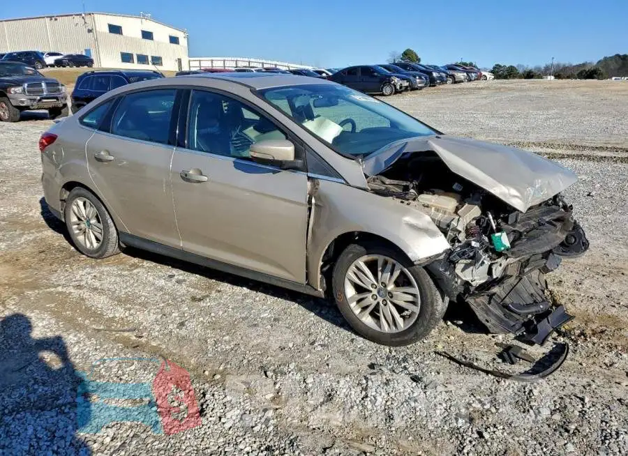 1FADP3J26JL243090 Photo# 4