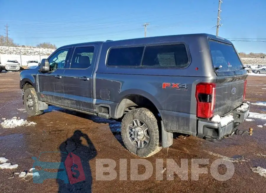 1FT8W3BM1PEC88532 Photo# 3