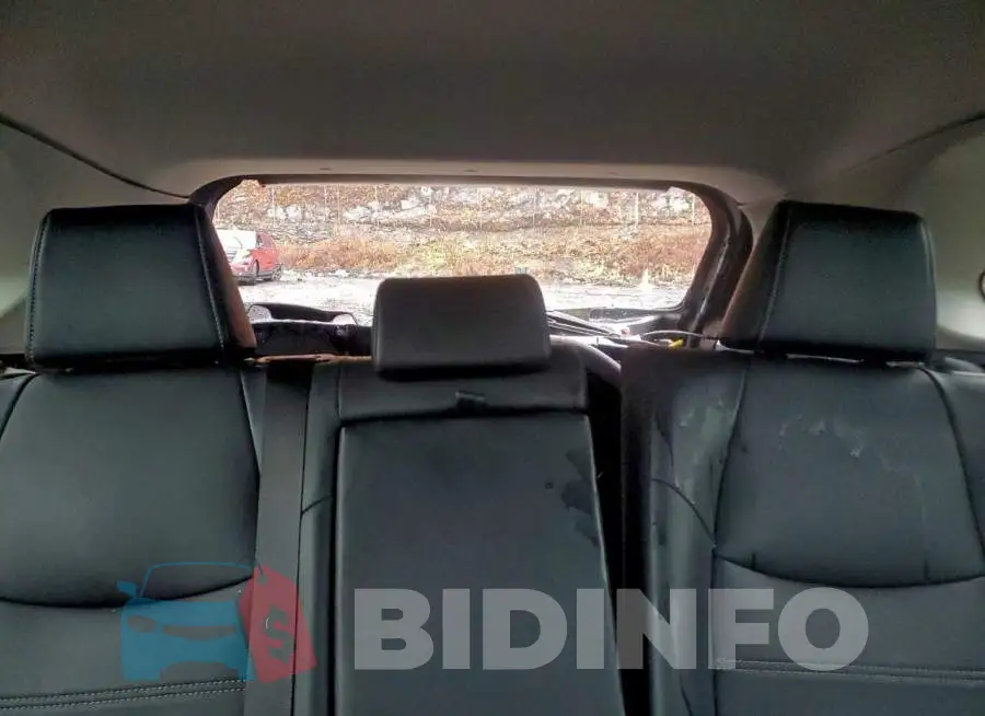 2T3A1RFV1RC467401 Photo# 10
