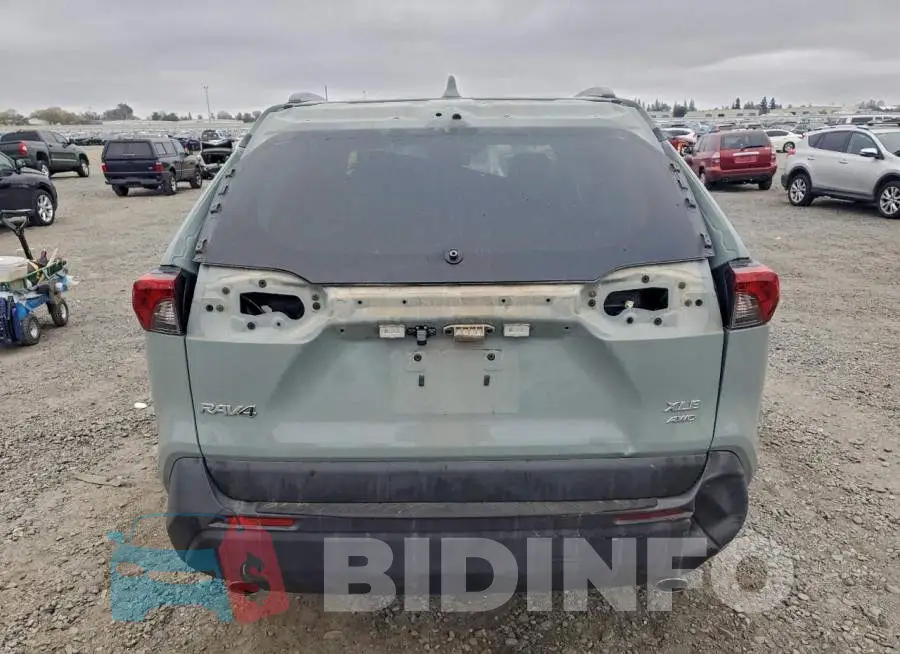 2T3A1RFV8LC112670 Photo# 6
