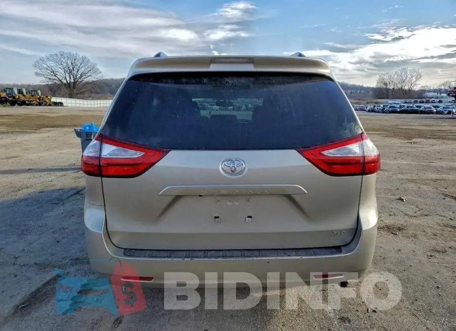 5TDYK3DCXGS729150 Photo# 6