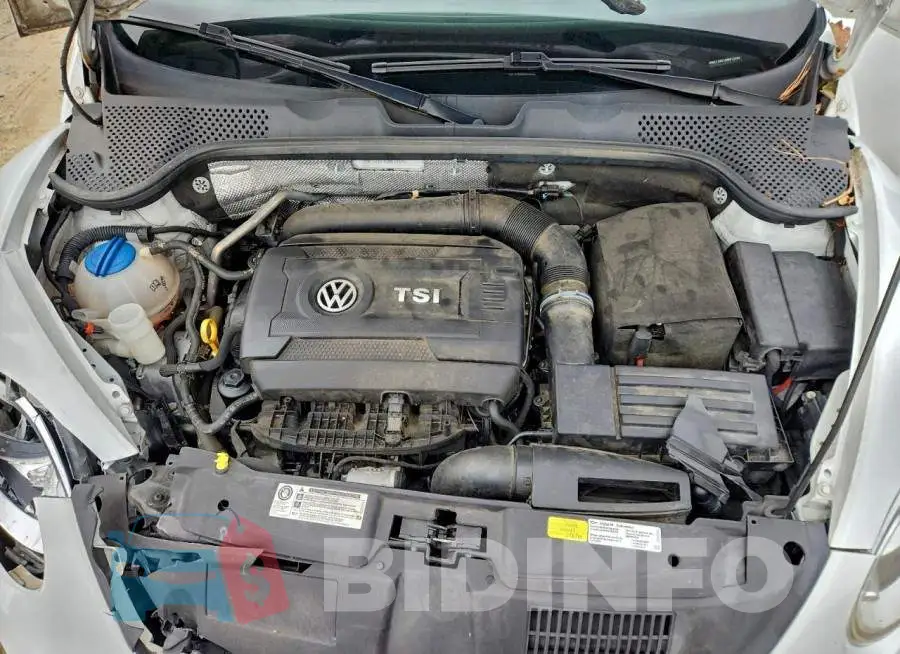 3VW517AT1GM812495 Photo# 11