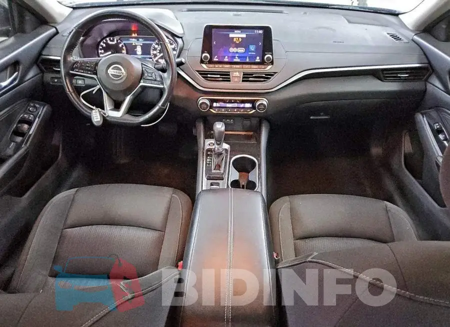 1N4BL4DVXLC220624 Photo# 8