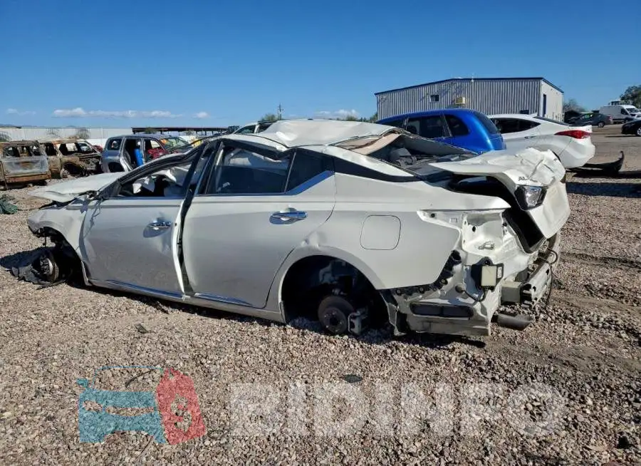 1N4BL4FV8KC181124 Photo# 2