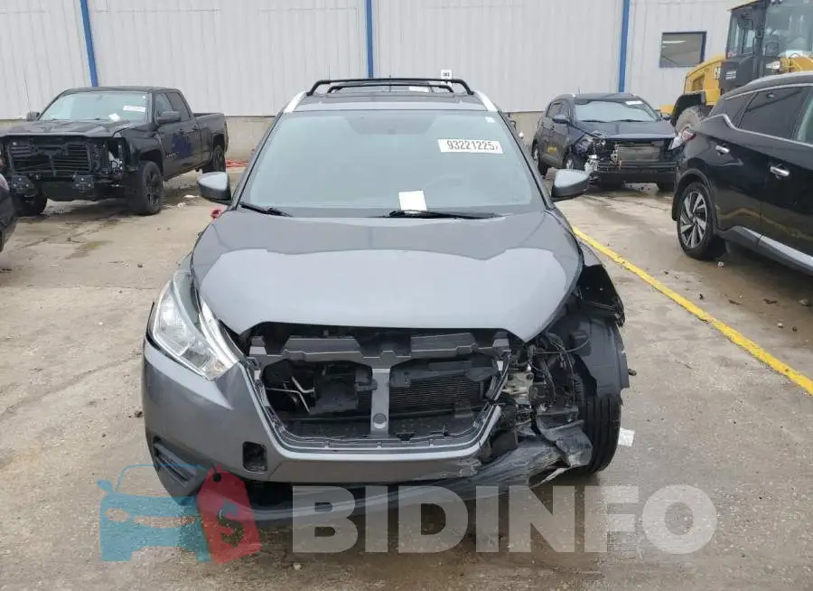 3N1CP5CU1JL497359 Photo# 5