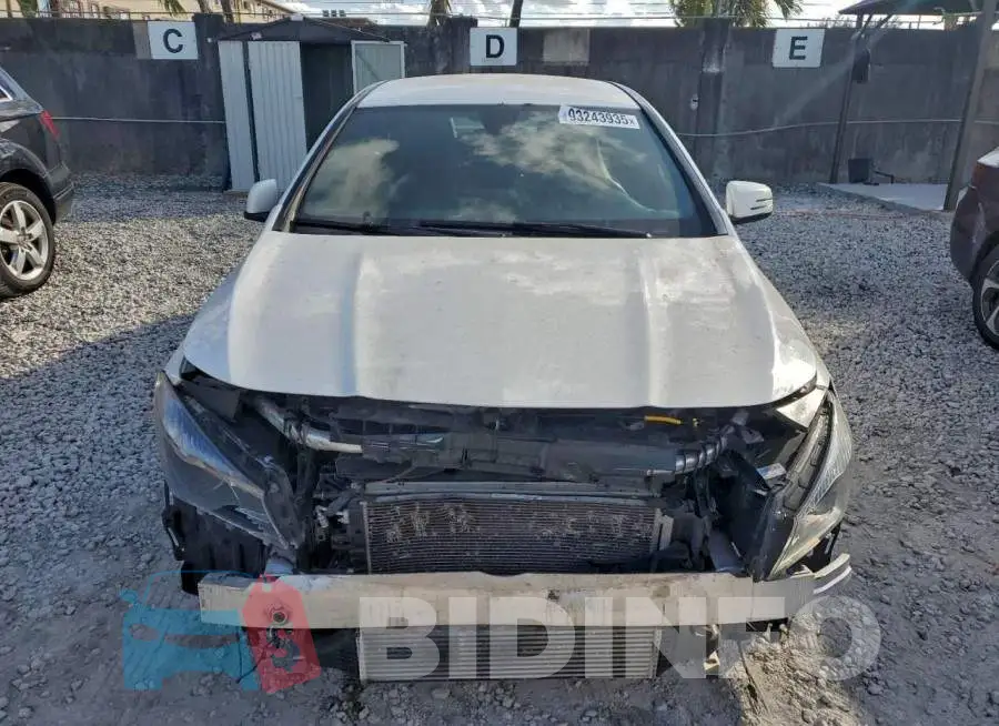 WDDSJ4EB3JN627955 Photo# 5