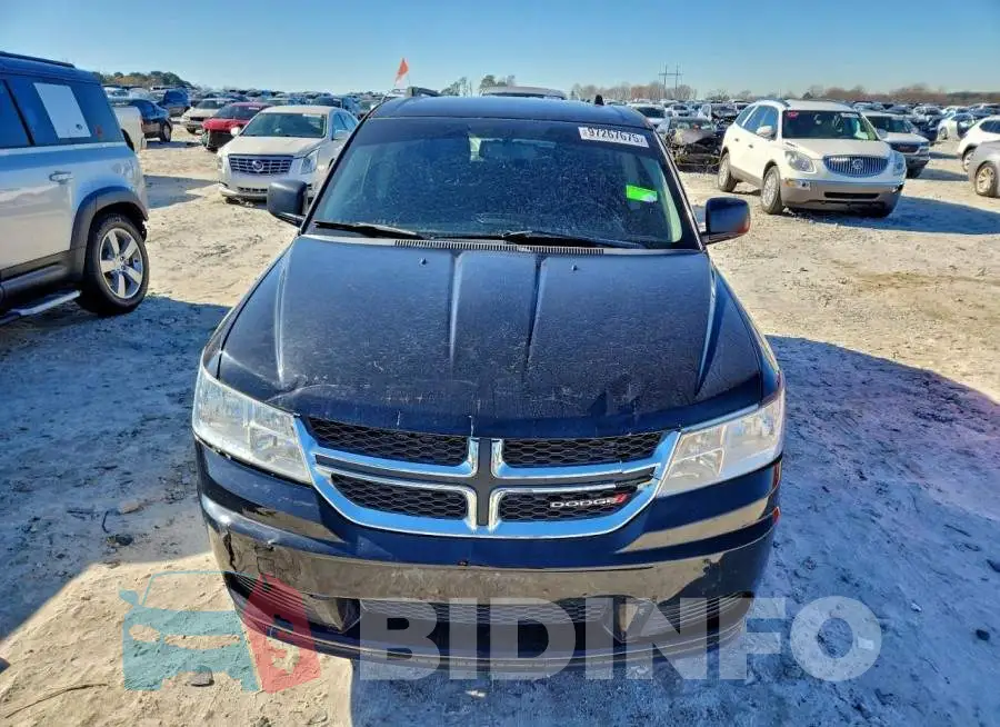 3C4PDCAB5HT504028 Photo# 5