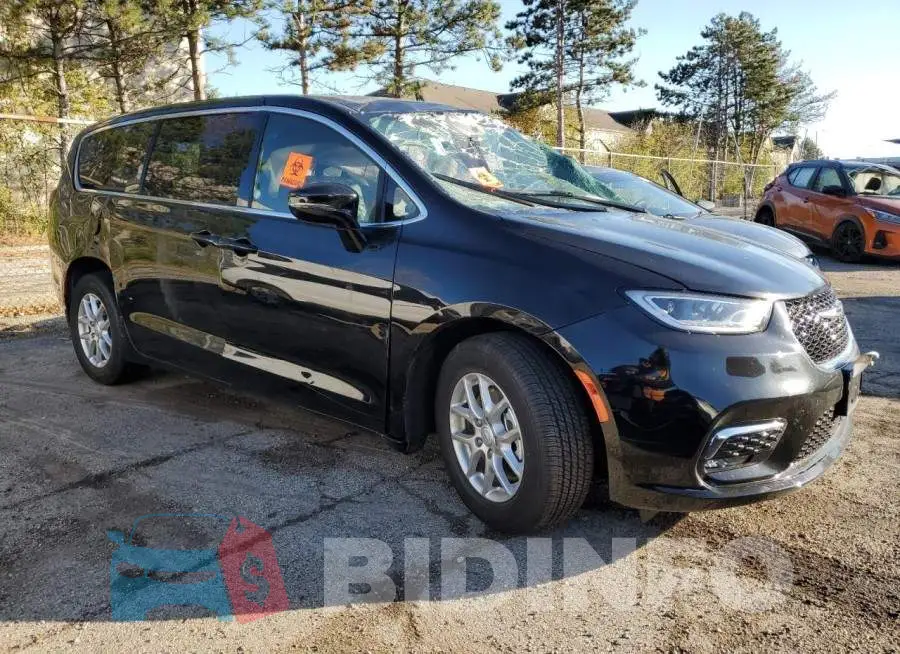 2C4RC1BG4SR599332 Photo# 4