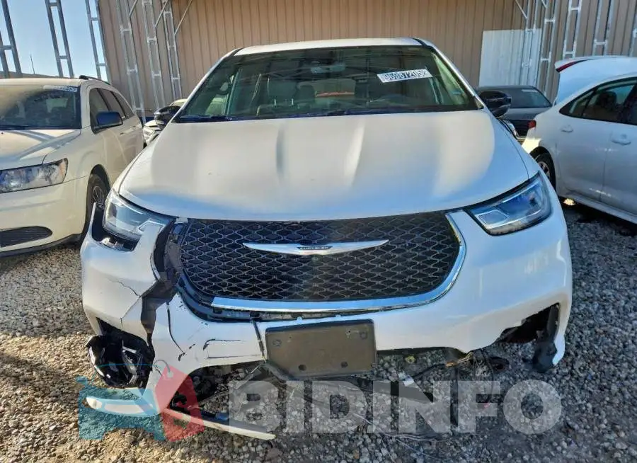 2C4RC1BGXSR552838 Photo# 5