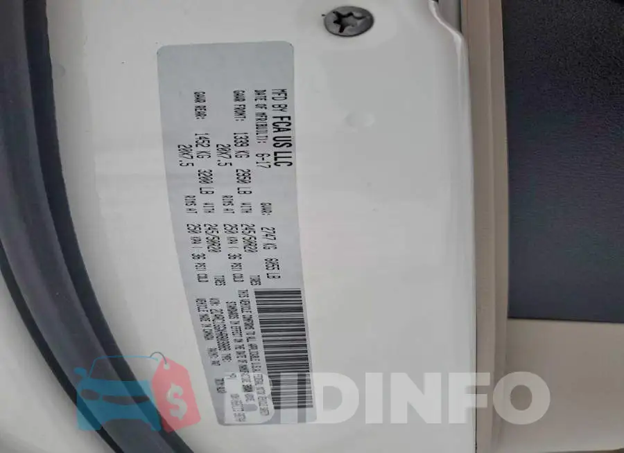 2C4RC1GGXHR803889 Photo# 13