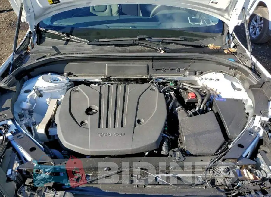 YV4M12RC9S1016067 Photo# 12
