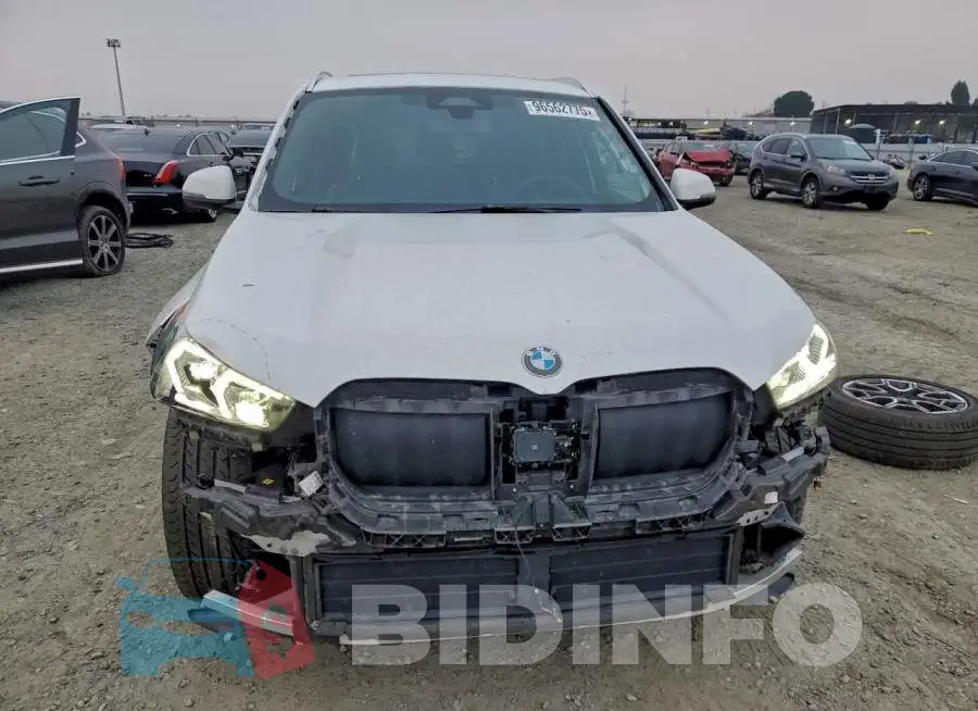 WBX73EF05S5044434 Photo# 5
