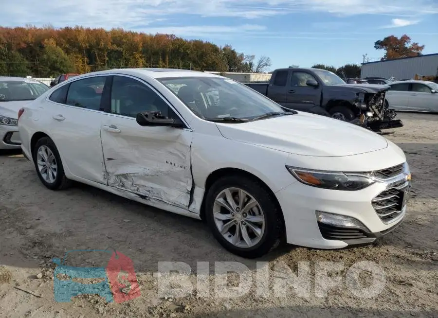1G1ZD5ST8RF203799 Photo# 4