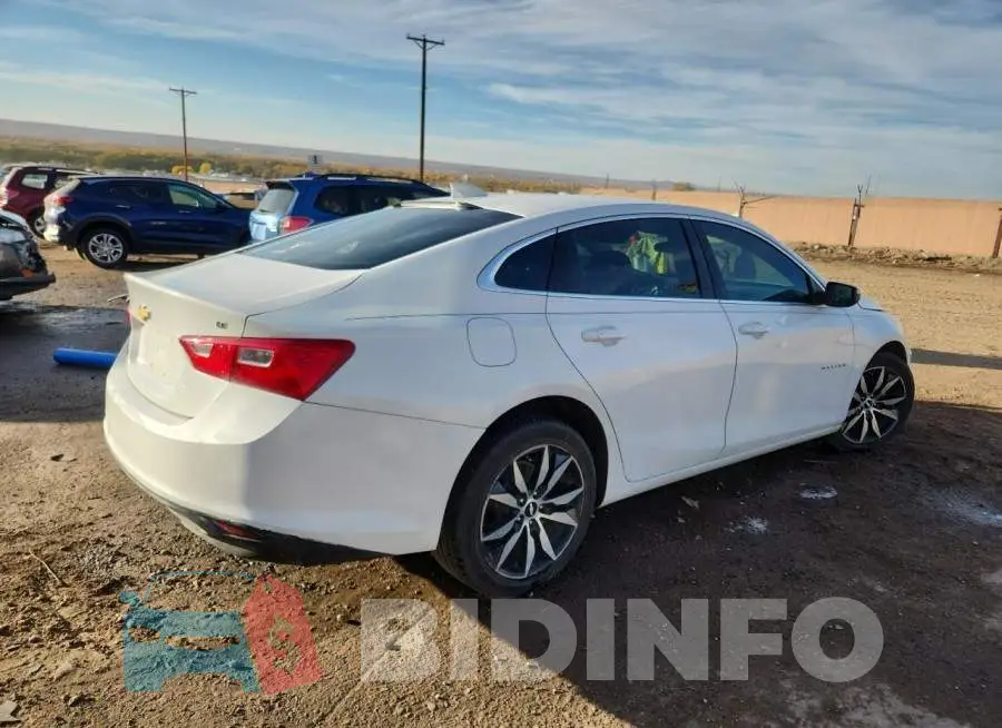 1G1ZD5ST9JF289872 Photo# 3