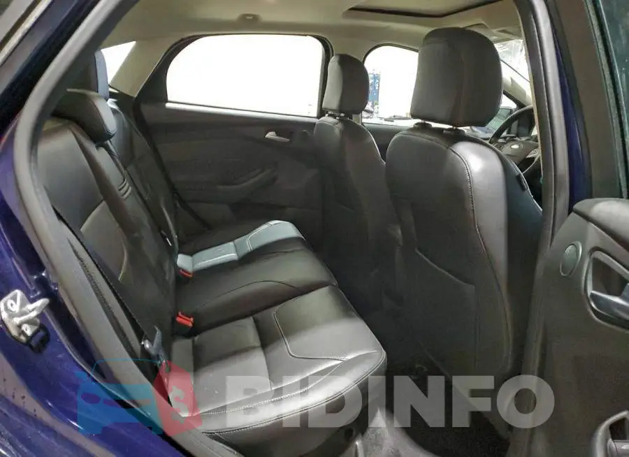 1FADP3F24GL381437 Photo# 10