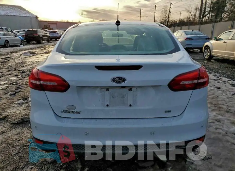 1FADP3F29GL306748 Photo# 6