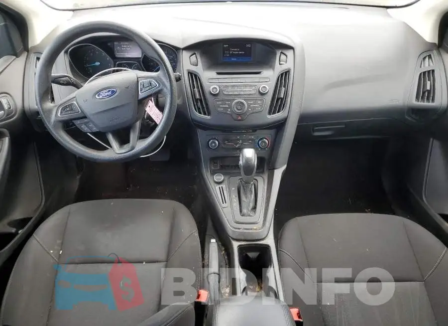 1FADP3K2XGL268422 Photo# 8