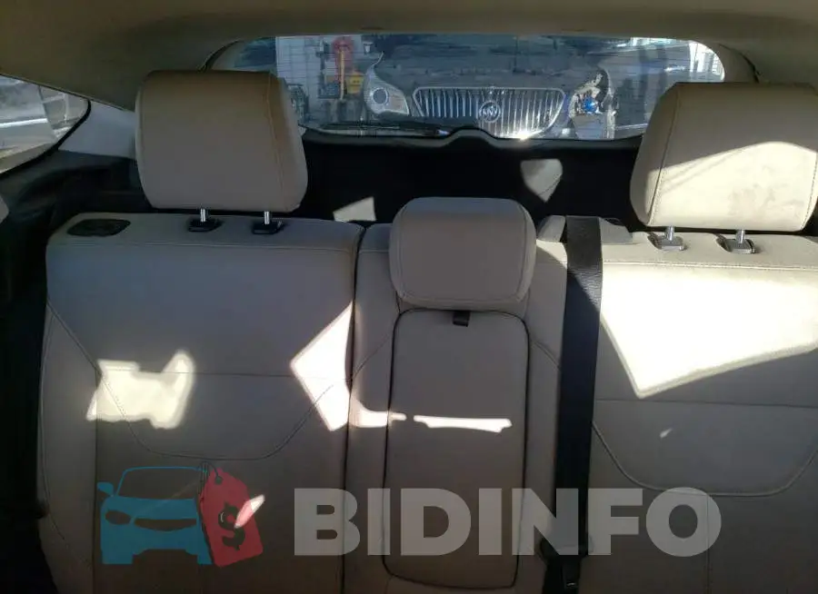 1FADP3N24HL287254 Photo# 10