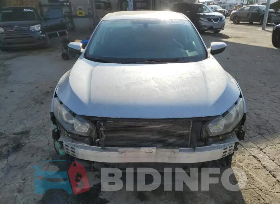19XFC1F77HE205409 Photo# 5