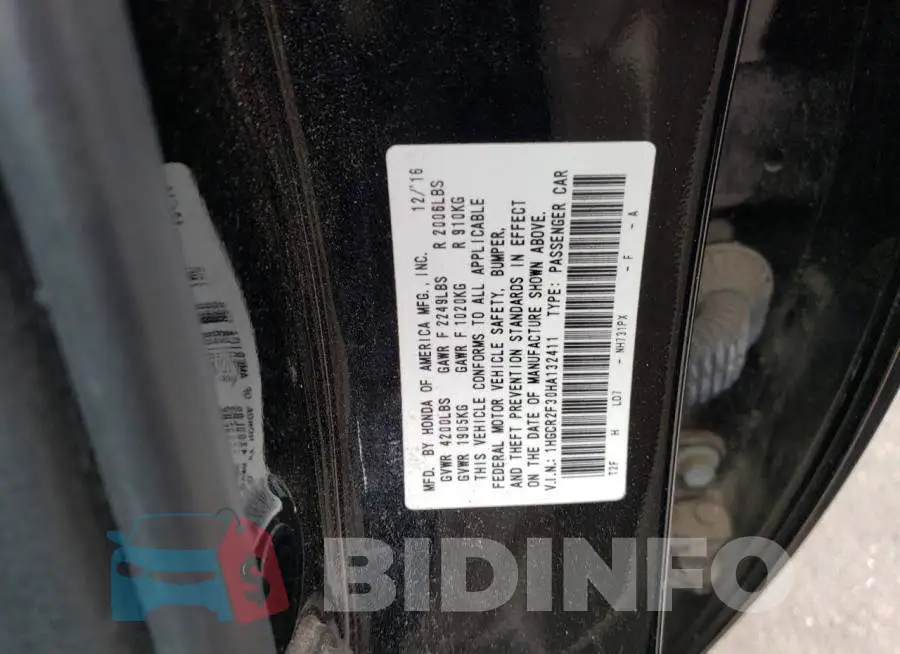 1HGCR2F30HA132411 Photo# 13