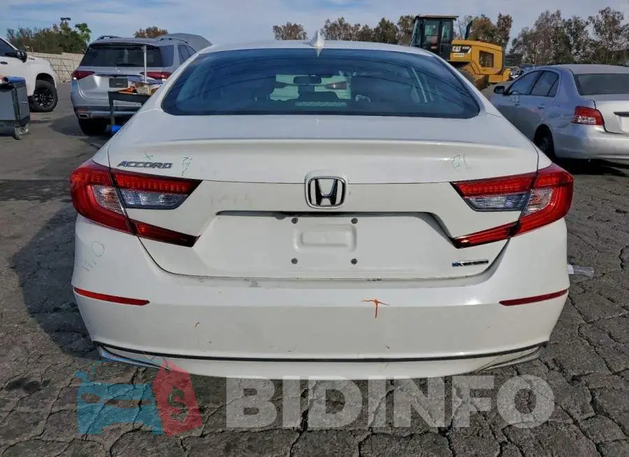 1HGCV3F15JA000850 Photo# 6