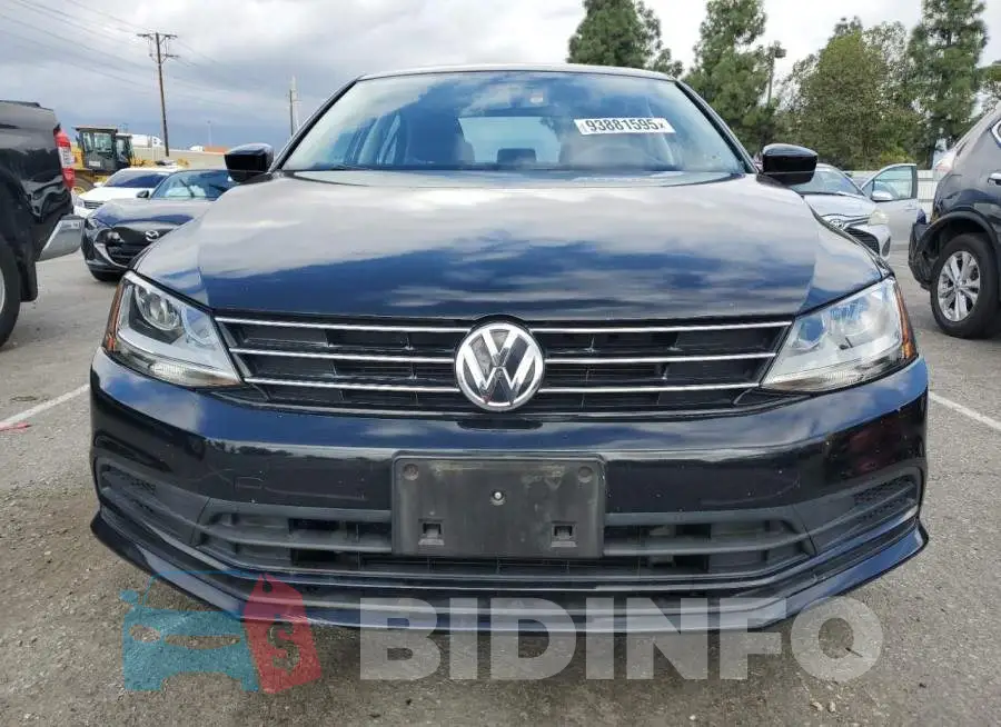 3VW2B7AJ9HM325318 Photo# 5