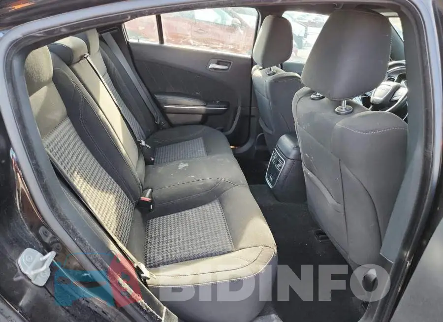 2C3CDXBG8PH660527 Photo# 10