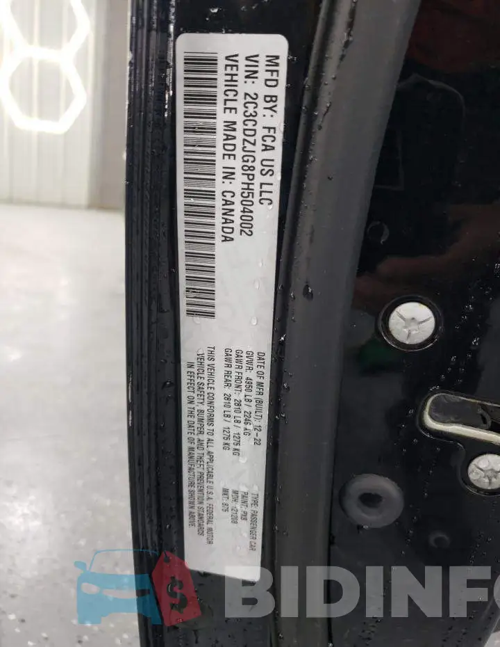 2C3CDZJG8PH504002 Photo# 12