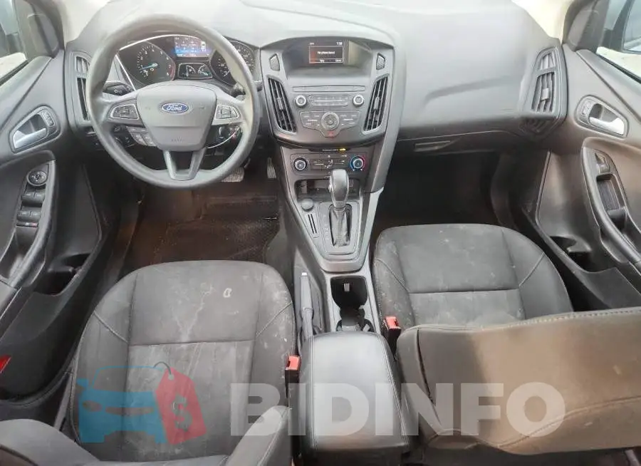 1FADP3F29JL321483 Photo# 8