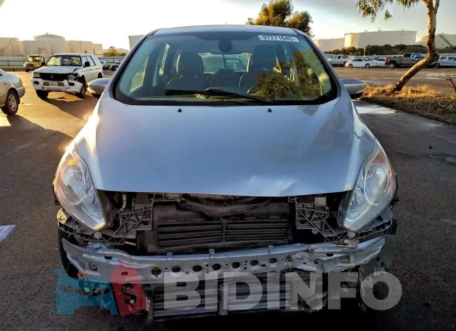 1FADP5CU0GL108822 Photo# 5