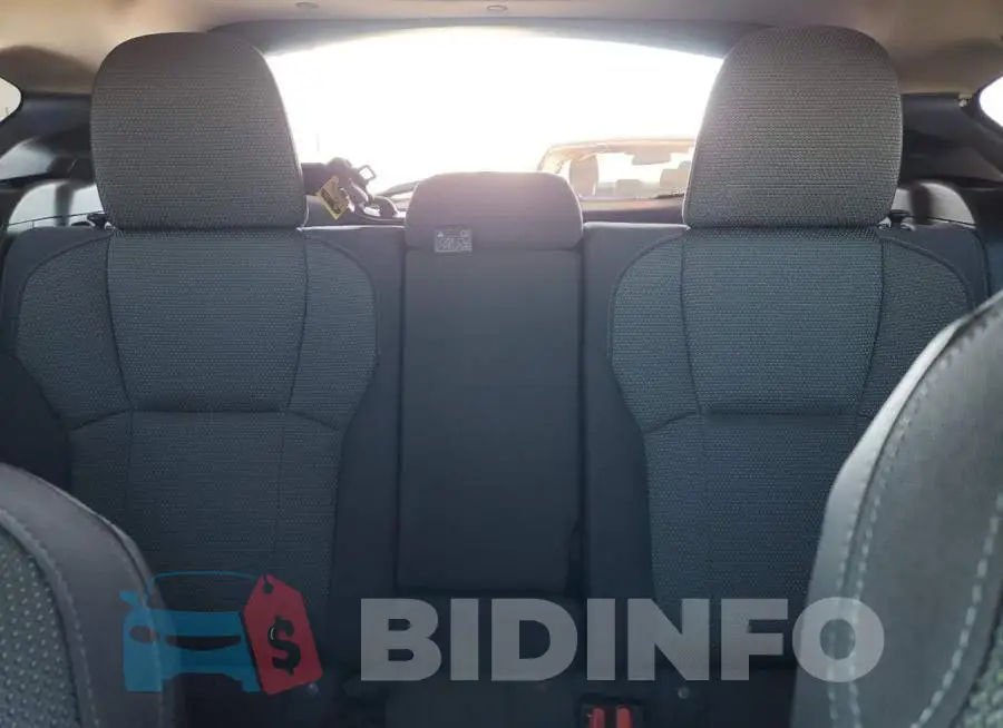 JF2GUADC9R8389105 Photo# 10