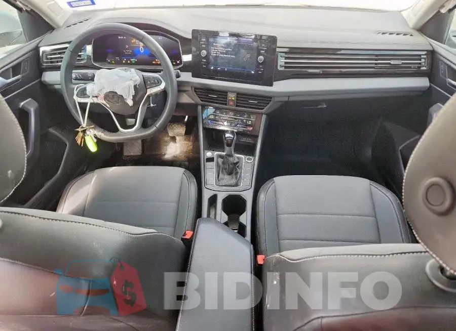 3VW7X7BU1SM047666 Photo# 8