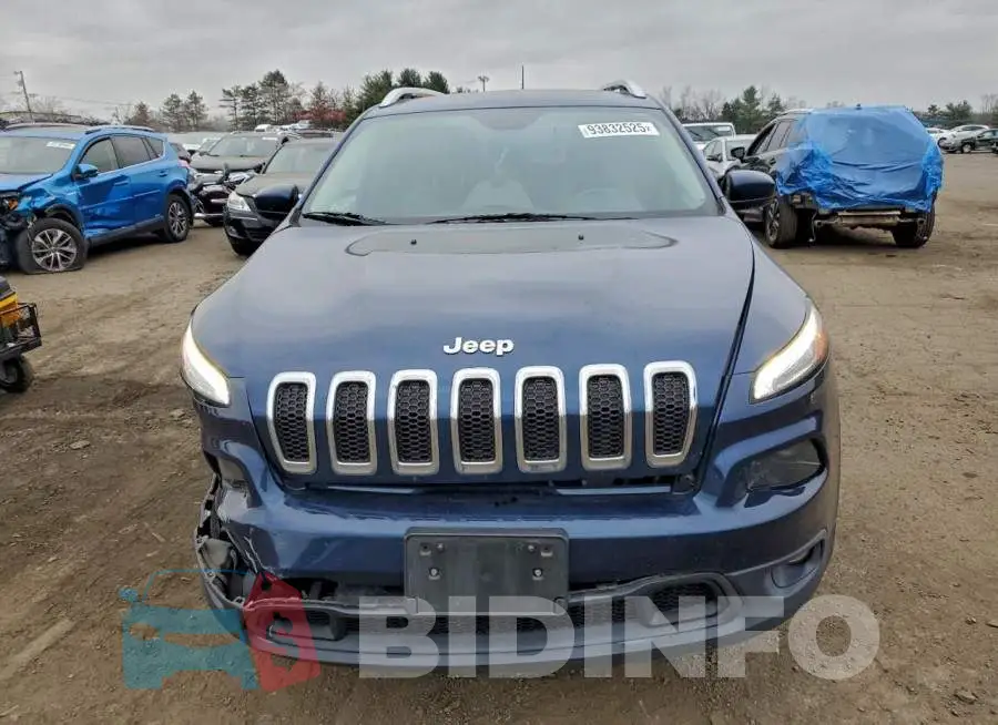 1C4PJLLB3JD573155 Photo# 5