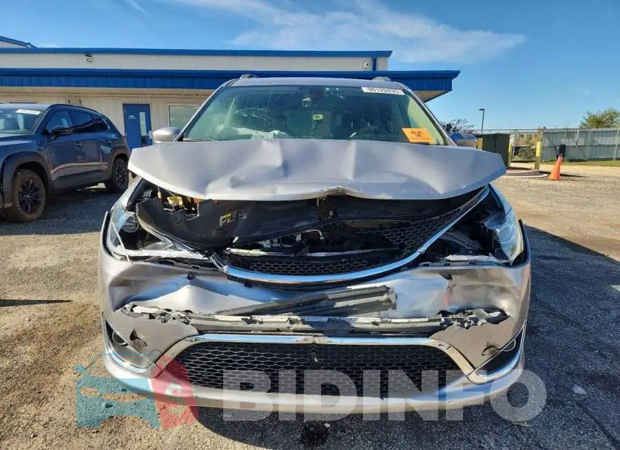 2C4RC1EG2HR840079 Photo# 5