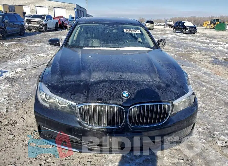 WBA7E4C57KGV28608 Photo# 5