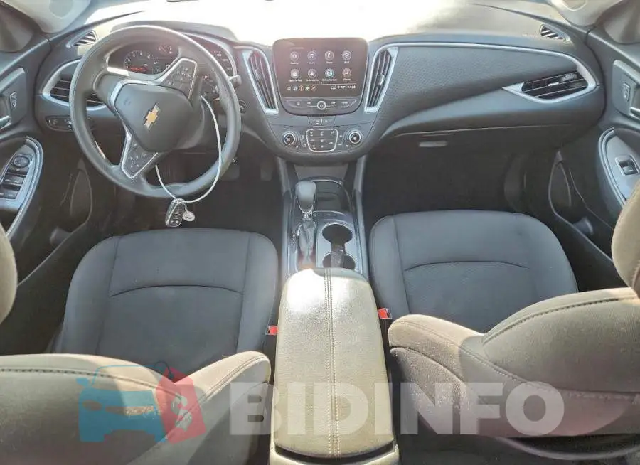 1G1ZD5ST9PF130858 Photo# 8